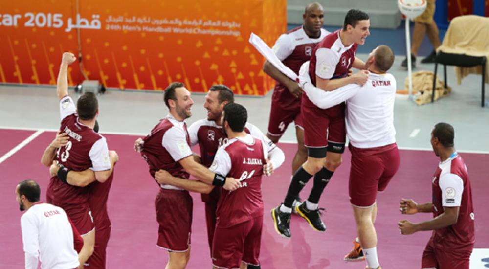 قطر فازت على بولندا في نصف النهائي