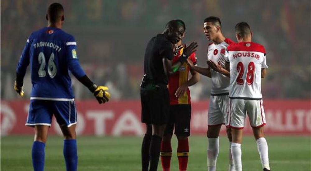 جانب من مباراة الأزمة