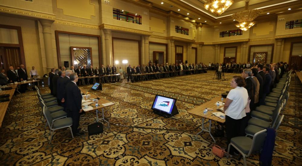 صور عامة للاججتماع