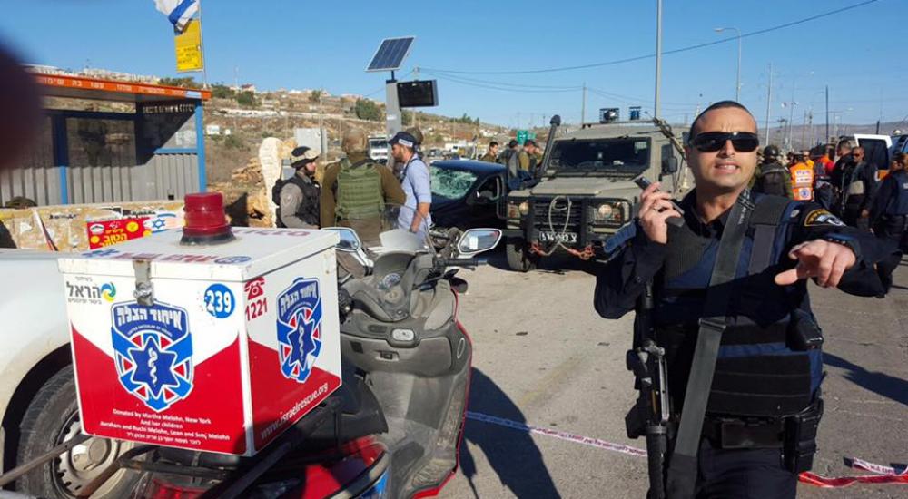 فلسطينيًا دهس مجموعة من الجنود على الحاجز المذكور