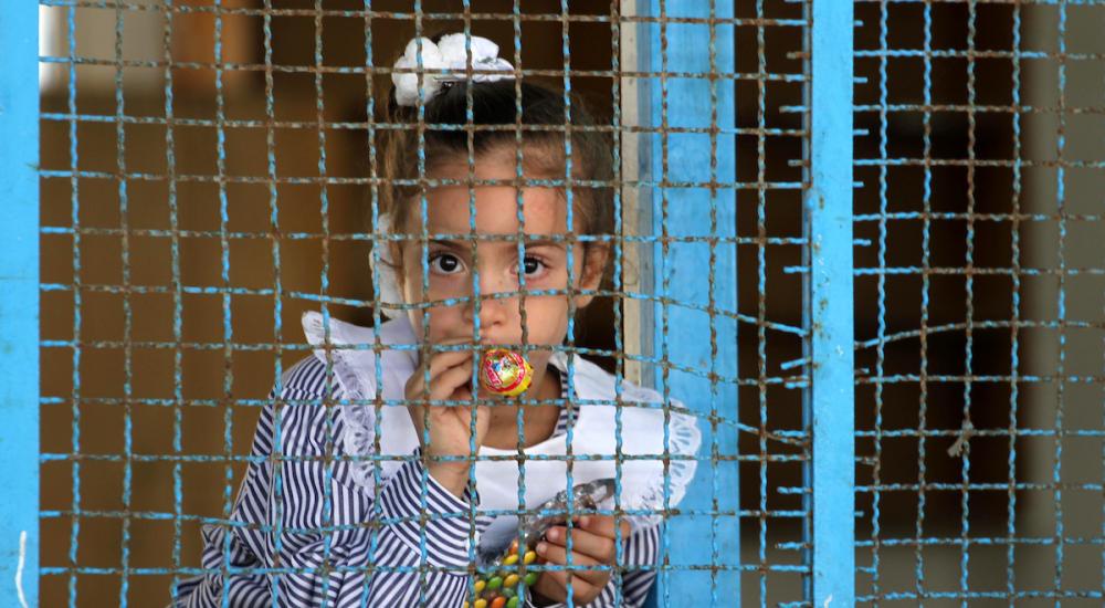 طفلة في احدى مدارس الأونروا