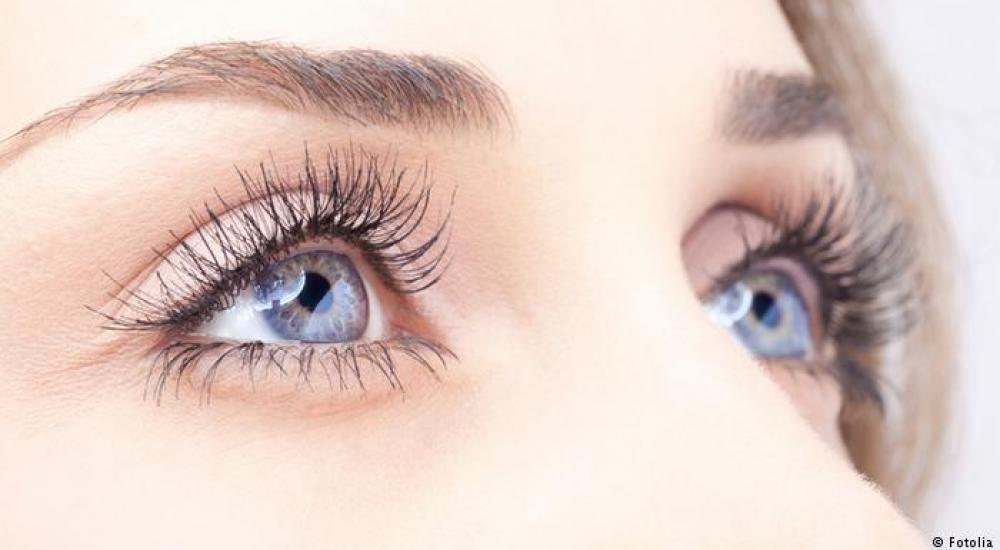 يصيب استخدام الحاسوب والقراءة والكتابة العين بإرهاق شديد