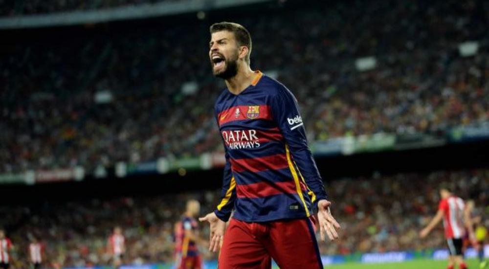 مدافع برشلونة جيرارد بيكية