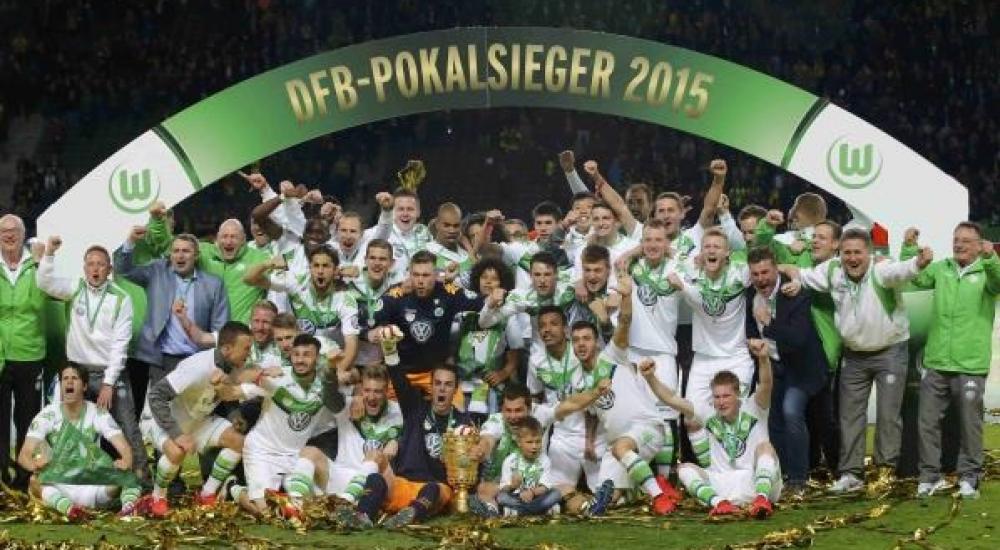 فولفسبورج فاز في النهائي على دورتموند