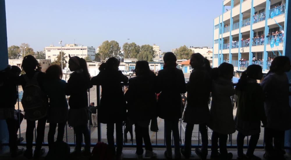 تلميذات بأحد مدارس أونروا