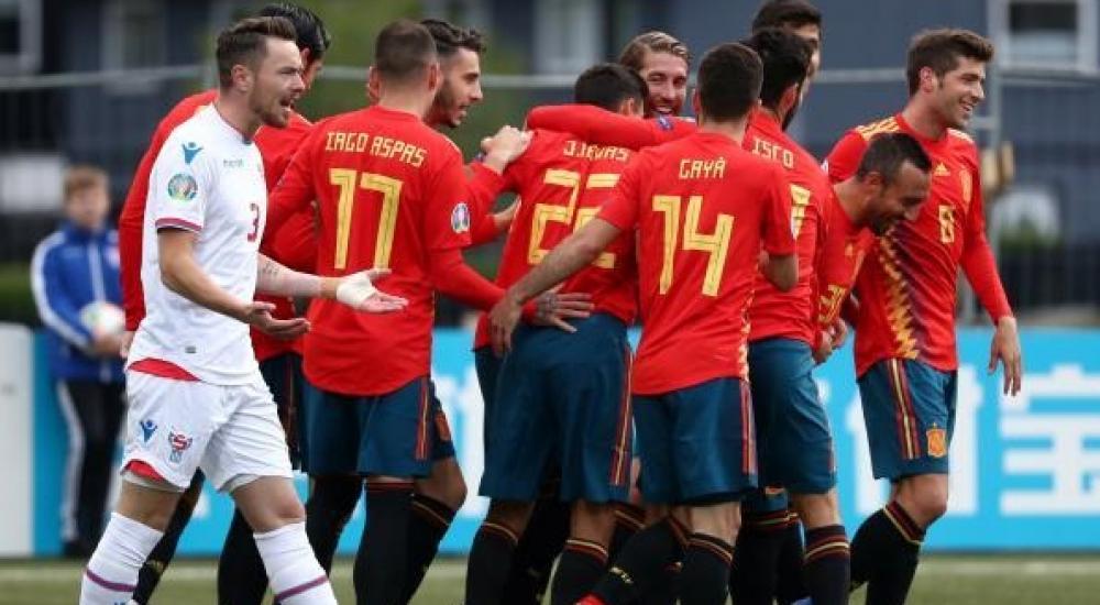 فرحة منتخب إسبانيا