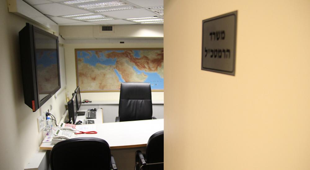 داخل المقر السري تحت الأرض