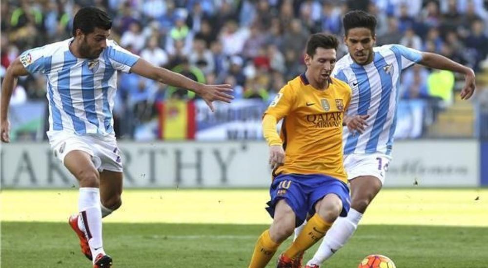 برشلونة فاز على ملقا بهدفين لهدف