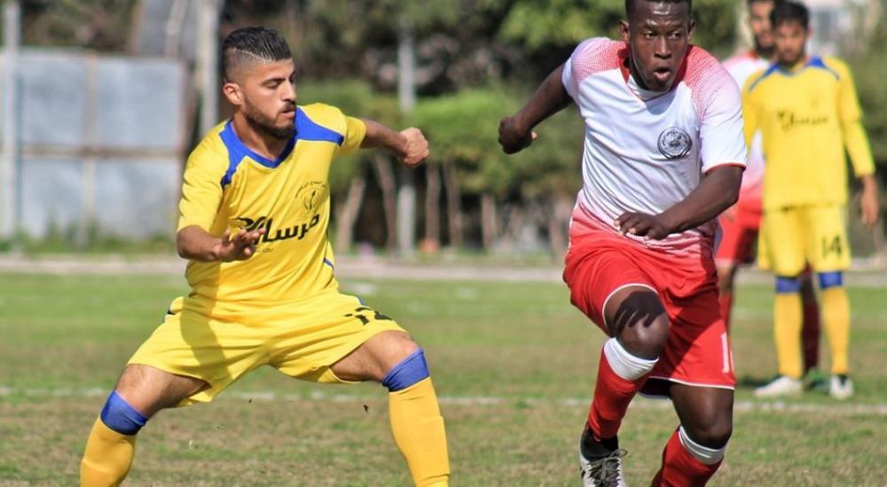 جانب من مباراة التفاح والأقصى