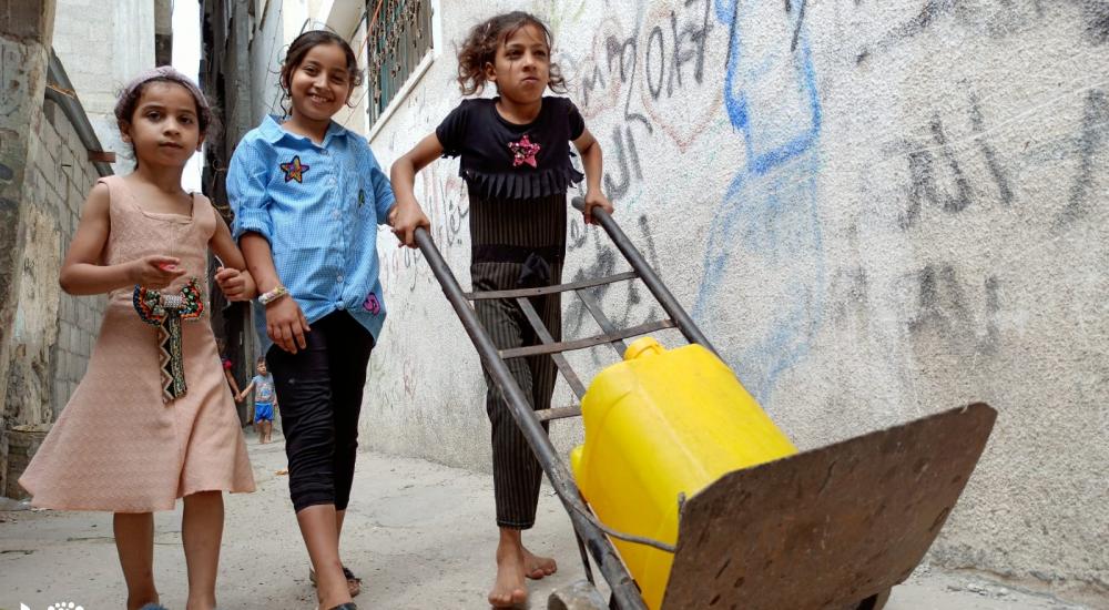 b89e0921-683f-428b-b1f3-7862897a3797