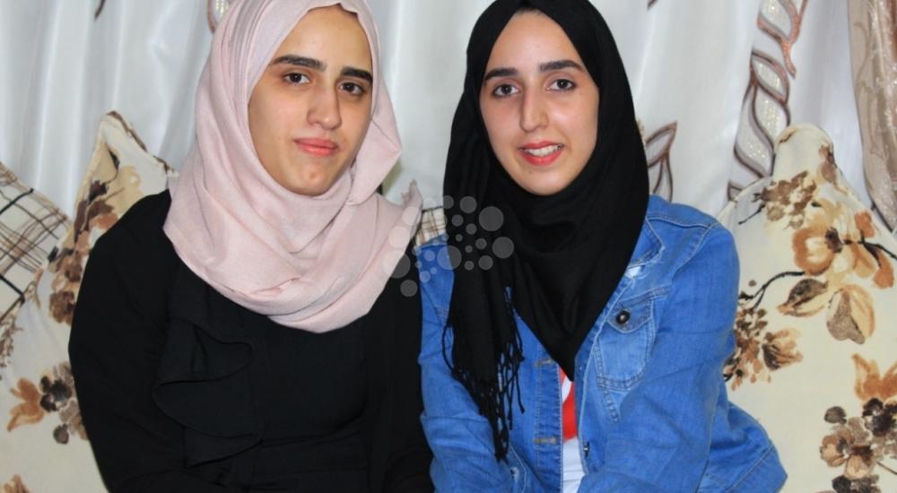 ابنتا العم 3