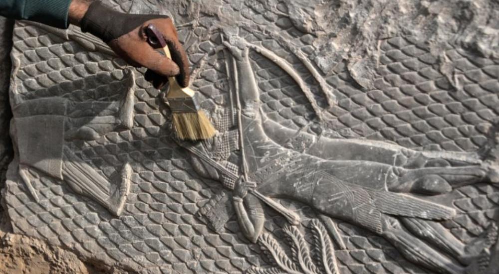 جداريات أثرية اكتشفت في الموصل شمالي العراق