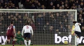 صلاح سجل الهدف الأول لليفربول