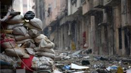 يشتكي الأهالي من عدم تمكنهم من الحصول على أي مساعدات إغاثية 