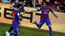 نيمار مع برشلونة