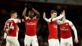 رامزي مع لاعبي أرسنال