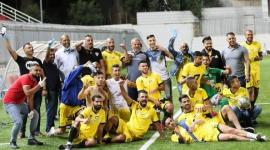 فرحة فريق مركز بلاطة بلقب دوري المحترفين