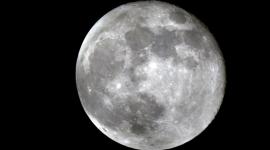 مشهد عام للقمر