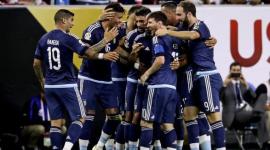 فرحة لاعبي الأرجنتين بالفوز