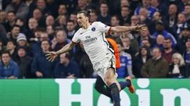 إبراهيميوفيتش حصل على لقب الدوري الفرنسي 4 مرات مع باريس سان جيرمان
