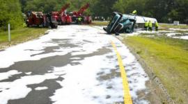  الشاحنة التابعة لاتحاد الحليب في ولاية كارناتاكا كانت تنقل ما تراوح بين ألفين وثلاثة آلاف لتر من الحليب