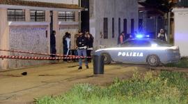 عناصر من افراد الشرطة