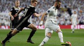 جانب من مباراة الريال وأياكس