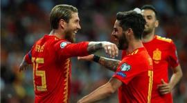 فرحة لاعبي منتخب إسبانيا