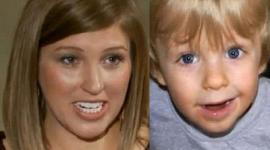 الطفل ووالدته