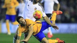 فالنسيا تعادل مع برشلونة بهدف لمثله