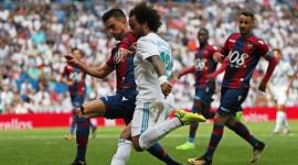 مارسيلو طرد في مباراة ليفانتي بالدوري