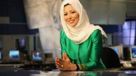 مذيعة قناة "الجزيرة" خديجة بن قنة