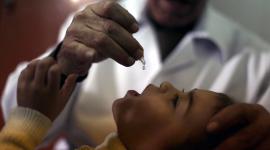 تطعيم أطفال بغزة