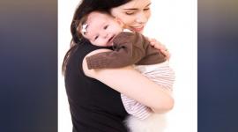 دراسات علمية أن الحضن يزيد من مناعة الطفل