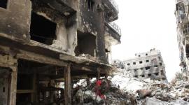 جانب من الدمار بمخيم اليرموك نتيجة المعارك والقصف