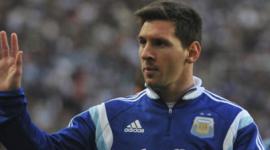 ميسي تعرض لإصابة مع منتخب الأرجنتين