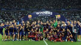 برشلونة فاز بالسوبر الأوروبي قبل أيام
