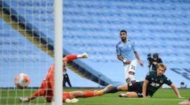 رياض محرز سجل هدفين في المباراة