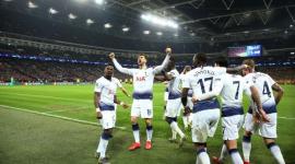 لاعبو توتنهام