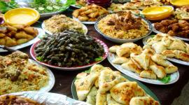 مائدة طعام