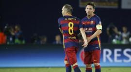 إنييستا سيكون قائداً لبرشلونة لأول مرة في الكلاسيكو