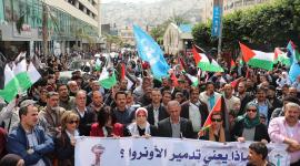 مسيرات بنابلس وقلقيلية دعما لاستمرار الأونروا