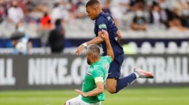 مبابي يتعرض للإصابة