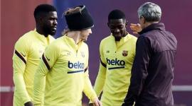 أومتيتي مع لاعبي برشلونة