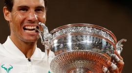 نادال متوجاً بالكأس