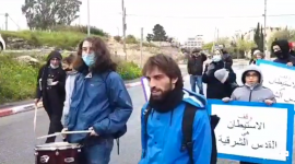 مسيرة بحي الشيخ جراح بالقدس احتجاجًا على اخلاء وتهجير السكان لصالح المستوطنين