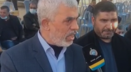 رئيس حركة حماس في قطاع غزة يحيى السنوار ينعي القائد الوطني عمر البرغوثي "أبو عاصف"