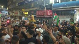 احتفالات المواطنين بالنصر في مدينة نابلس