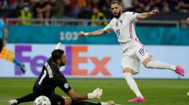 جانب من مباريات البطولة