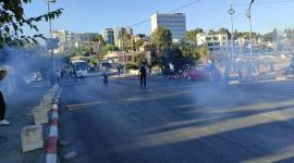 وقفة تضامنية مع أهالي حي الشيخ جراح.. والاحتلال يقمع المشاركين